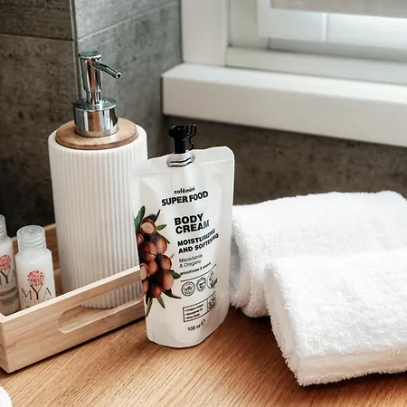 Lp Luxury - Downtown *