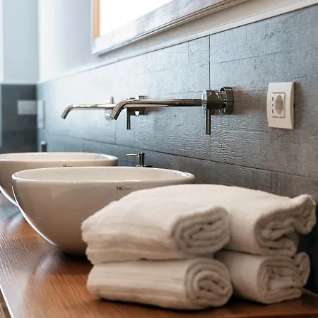 Lp Luxury - Downtown Apartmán