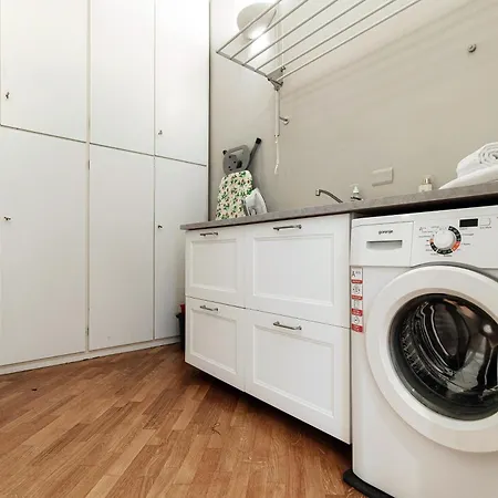 Lp Luxury - Downtown Apartment Como